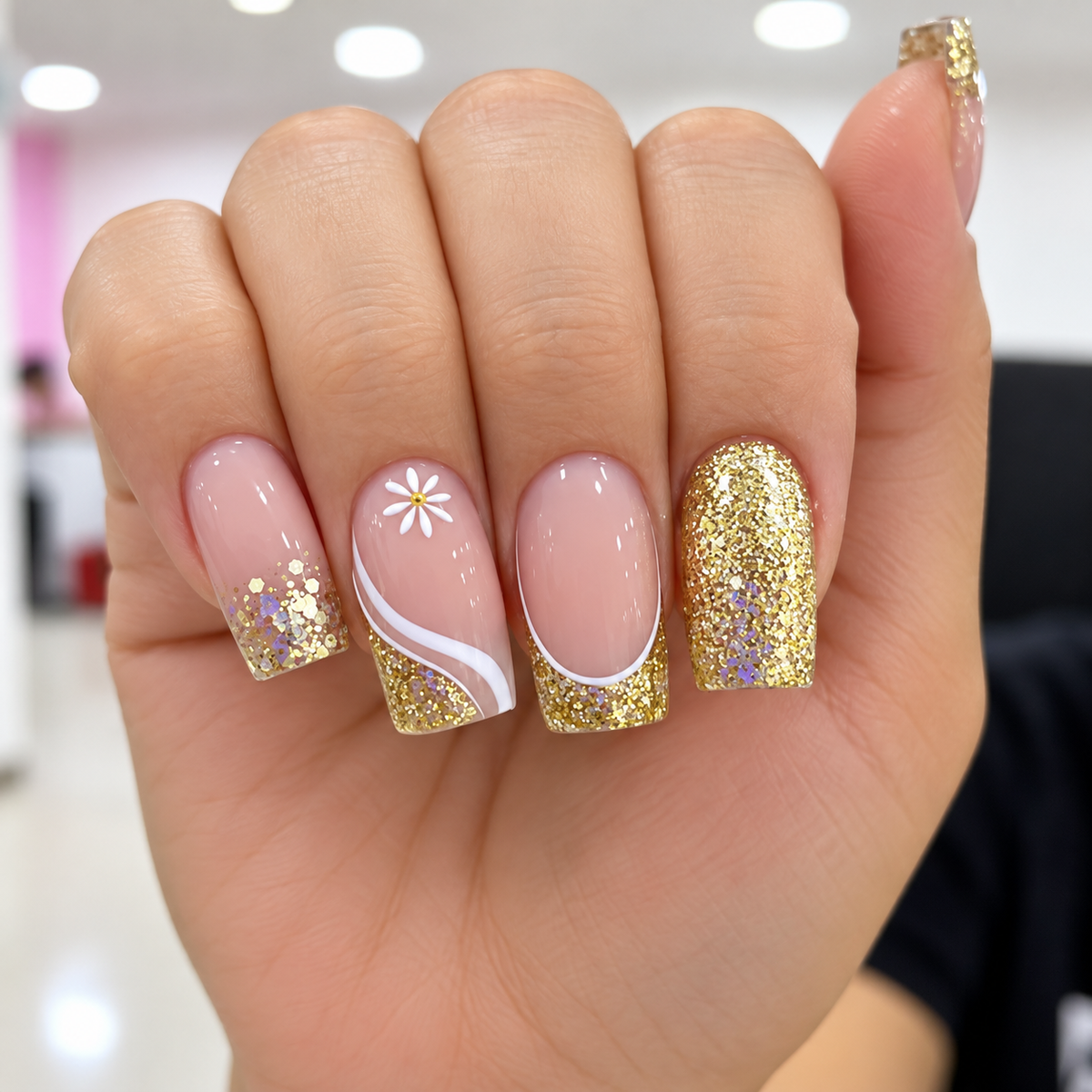 REUSABLE NAILS (PACK OF 24)